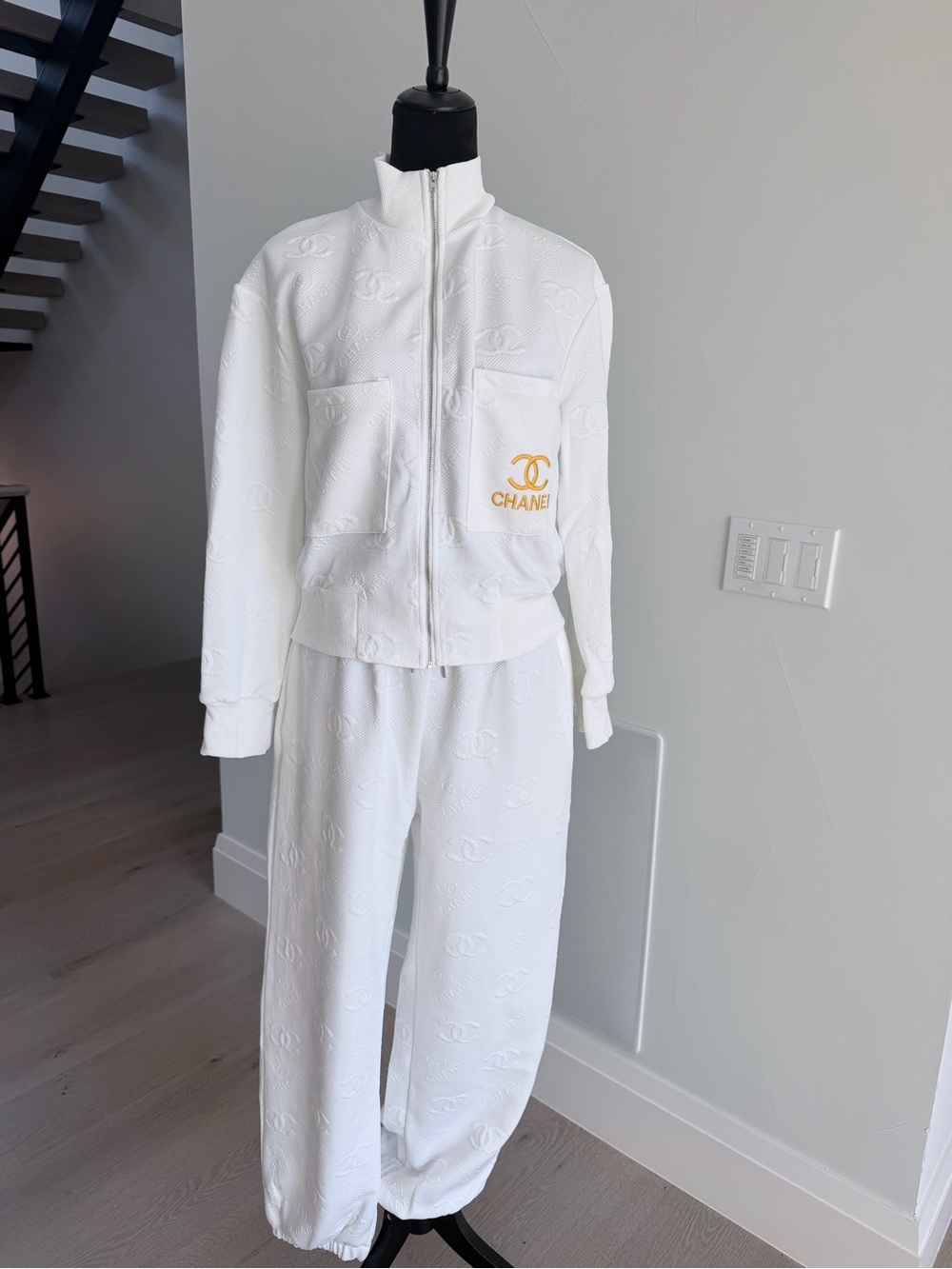 White Embossed Logo Track Pants & Jacket Set with Gold Accent size L